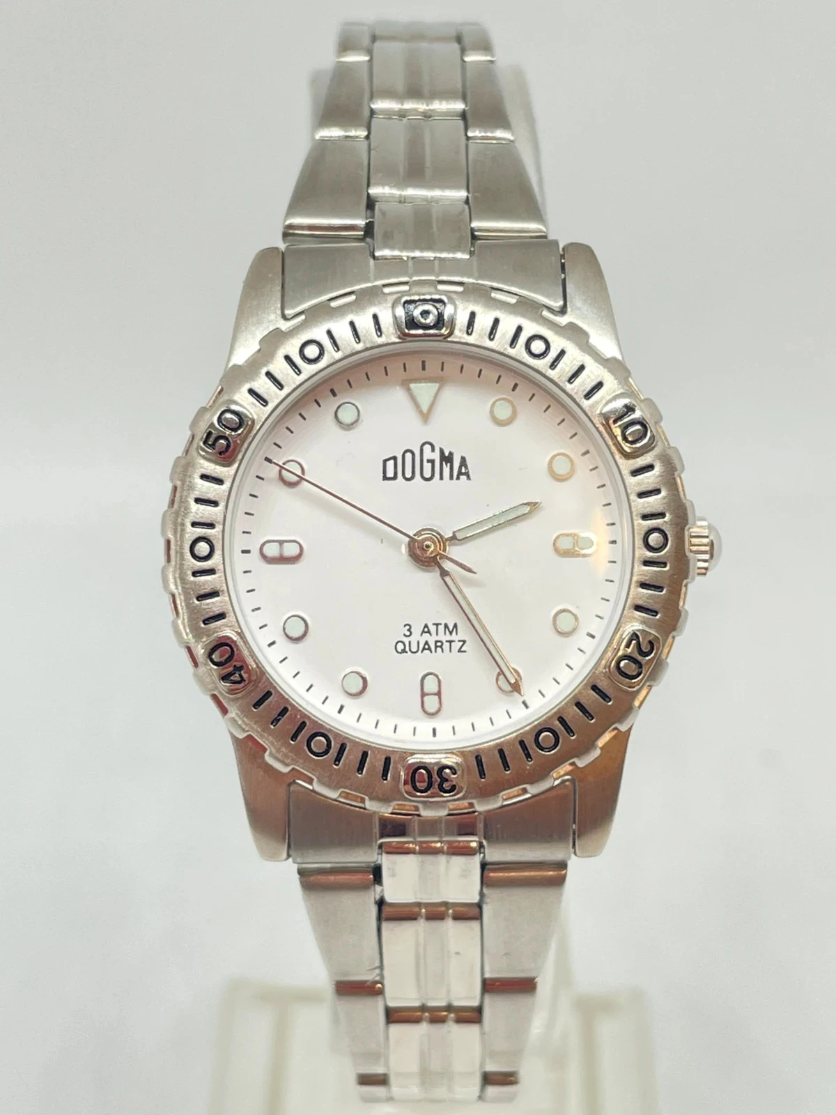 Reloj Vintage Marca Dogma - En perfecto Estado - Discreto y elegante para mujeres de buen gusto